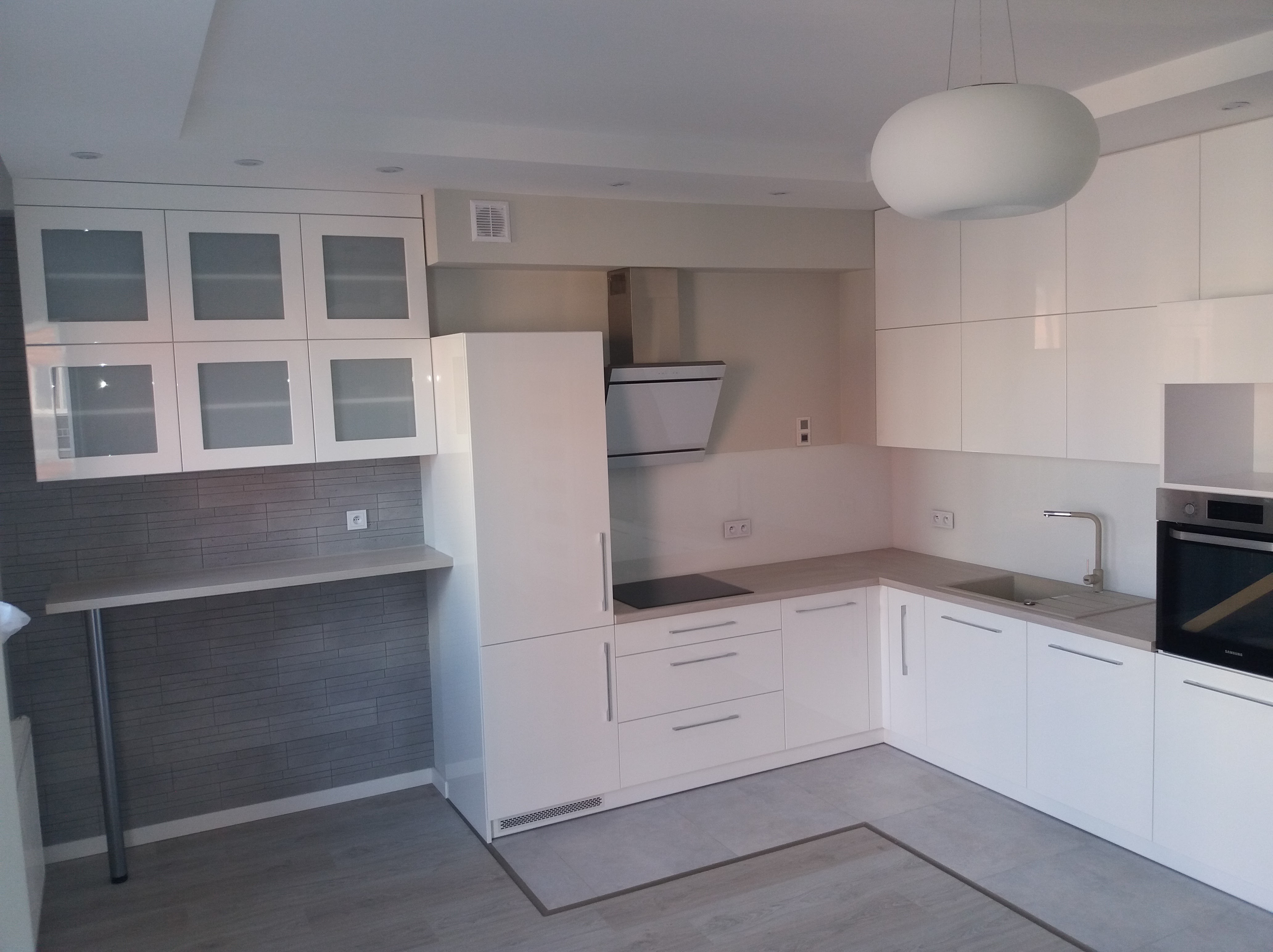 Meble kuchenne lakierowane biała zabudowa kuchni Wrocław